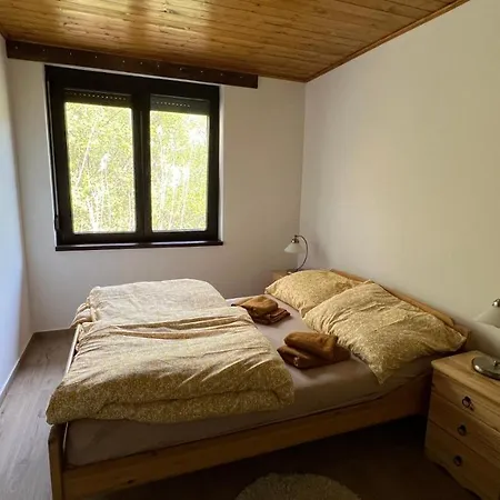 Greenhouse Apartman * Baja