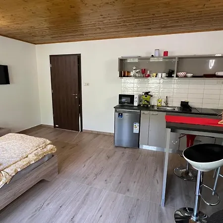 Greenhouse Apartman Holiday home *