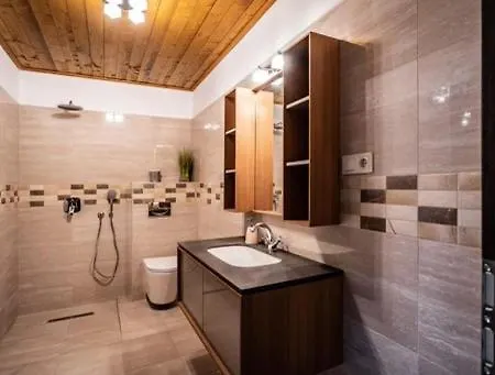 Greenhouse Apartman Holiday home *